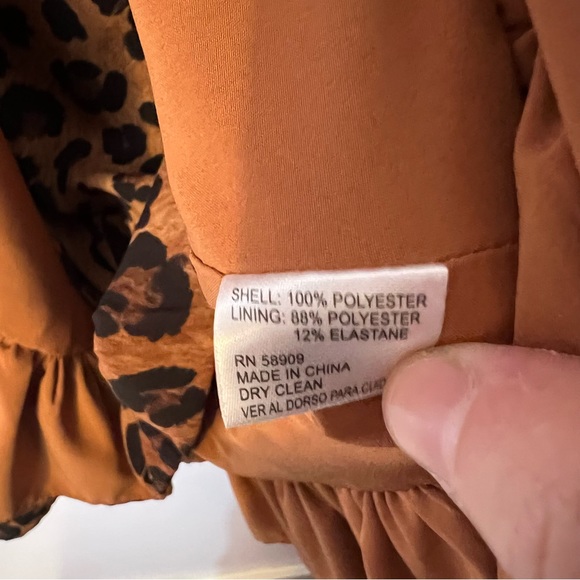 Gianni Bini Leopard V-Neck Tunic/Dress Small Wrap dress - Picture 7 of 13